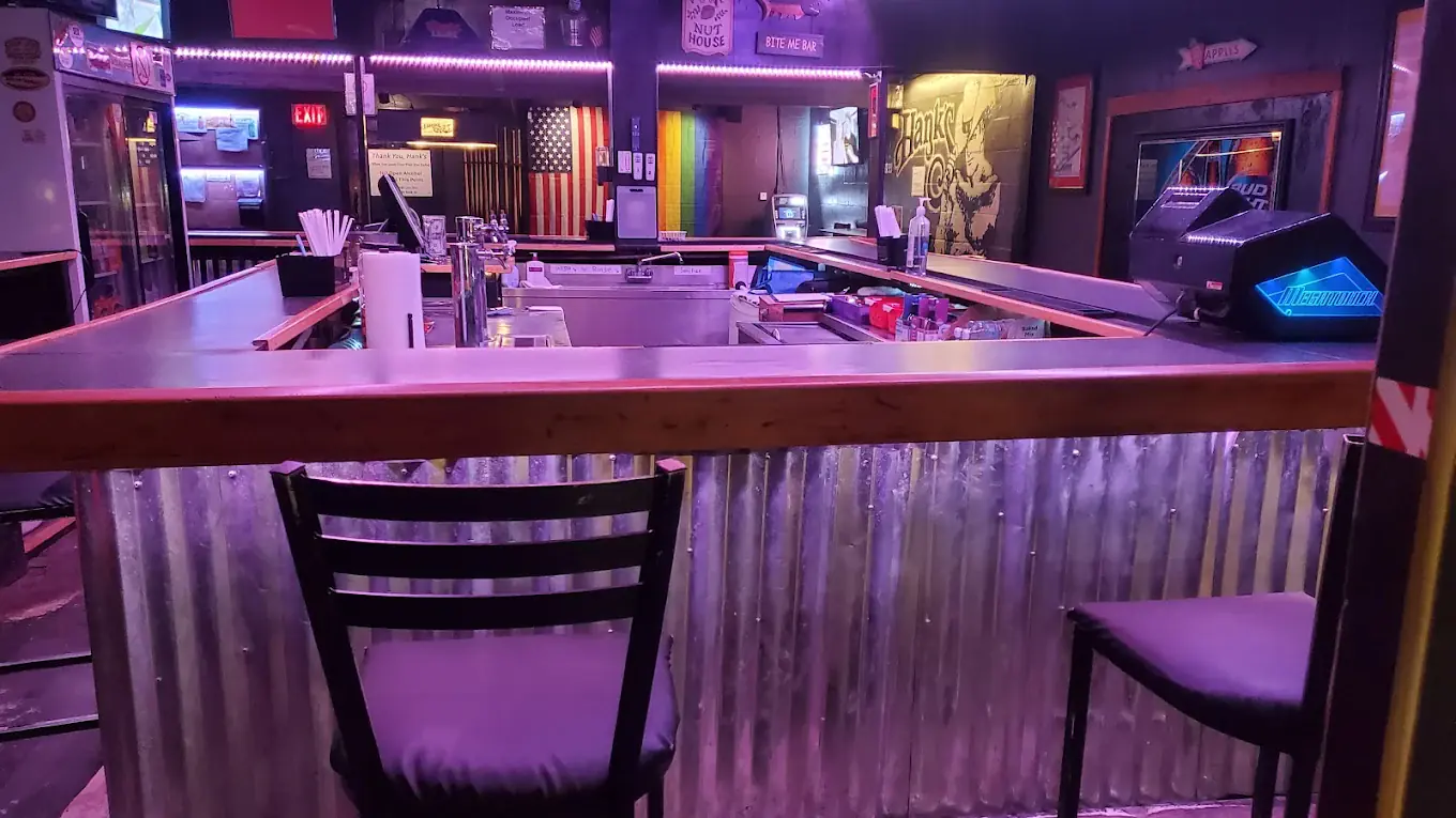 Hank's Bar Orlando Florida Hank's